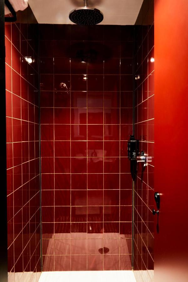 Latroupe Prado Hostel Мадрид Екстериор снимка